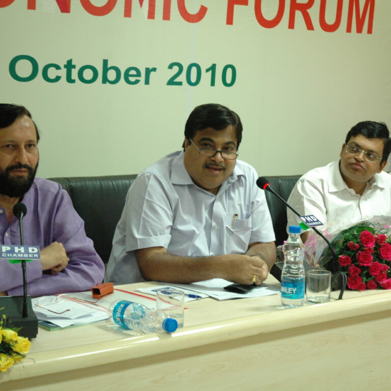 economic forum launch 3.JPG